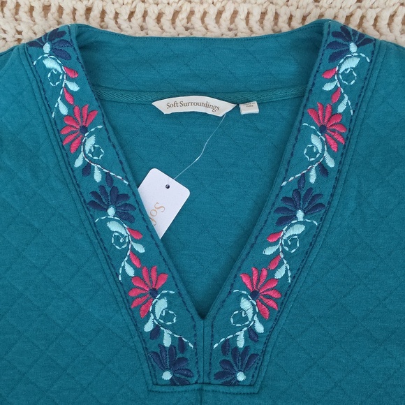 Soft Surroundings Zalamaya Top Green Embroidered Tunic Boho Size M NWT - Picture 3 of 12